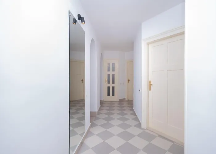 Palm Garden In Center With Big Terrace 公寓 *